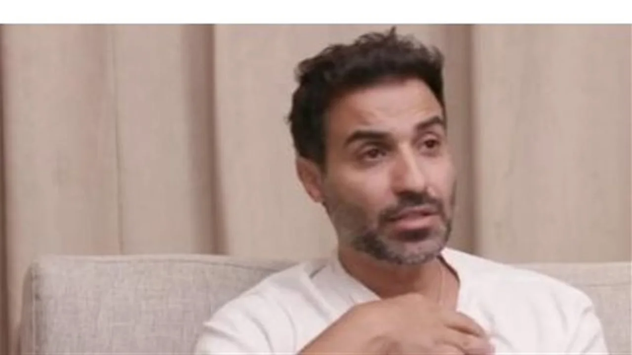 ذكريات لا تنسى.. أحمد فهمي يرد على تصريحات هنا الزاهد حول أسباب انفصالهما